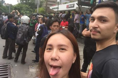 Dibully Karena Selfie Julurkan Lidah di TKP Bom Sarinah, Ini Pembelaan Sylvia