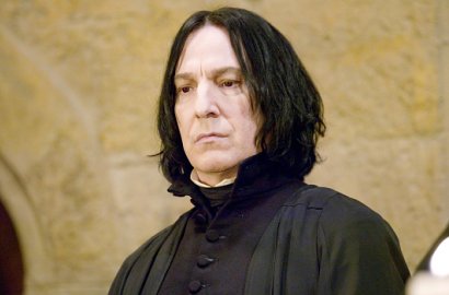 Selain di Peron 9 3/4, Fans Juga Berkumpul di Taman Hogwarts untuk Alan Rickman