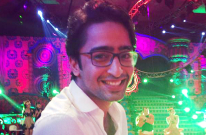 Kontrak Kerja Berakhir, Shaheer Sheikh Pamit Pulang Kampung
