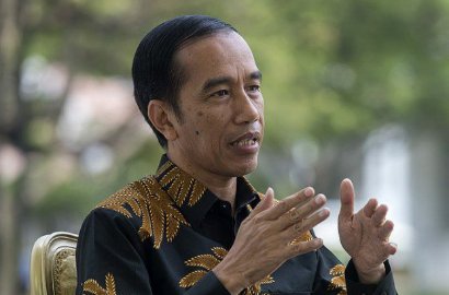Presiden Jokowi dan Sejumlah Menteri Melayat ke Rumah Susi Pudjiastuti