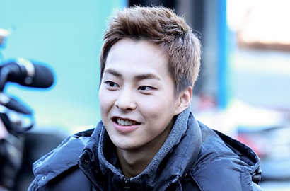 Xiumin EXO Cedera Saat Syuting 'Idol Star Athletics Championship', Benarkah?