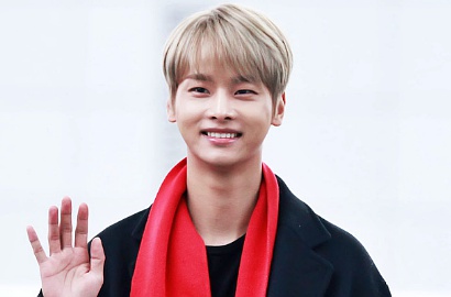Pose Mesra Bareng Model di Pemotretan Majalah, N VIXX Akui Kesepian