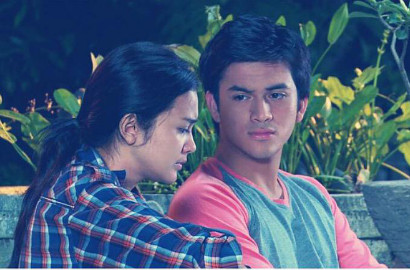 Adipati Dolken Makin Memikat, Rizky Nazar Batal Dimatikan di 'Alphabet'?