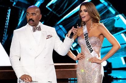 Begini Reaksi Miss Kolombia Melihat Steve Harvey Minta Maaf Sambil Terisak