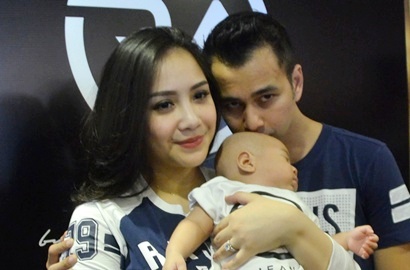 Disebut 'Hot Mommy' Bareng Olla Ramlan, Nagita Slavina Malah Dibully Haters