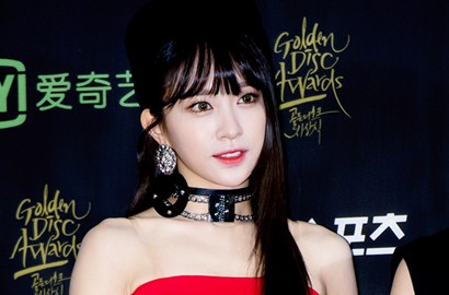Seksi di GDA 2016, Netter Malah Prihatin Lihat Tulang Hani EXID Menonjol