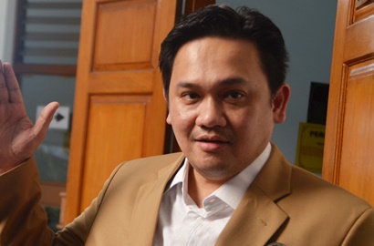 Waduh, Nikita Mirzani dan Regina Kena Karma Gara-Gara Farhat Abbas