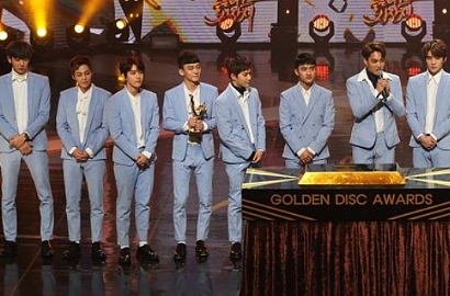 Hore! EXO Kembali Raih Piala Daesang di GDA 2016