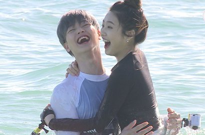 Berenang di Laut, Sungjae Pamer Tubuhnya ke Joy di 'We Got Married'