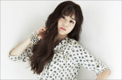 Selama 13 Tahun, Moon Geun Young Diam-Diam Donasi Rp 11 Miliar