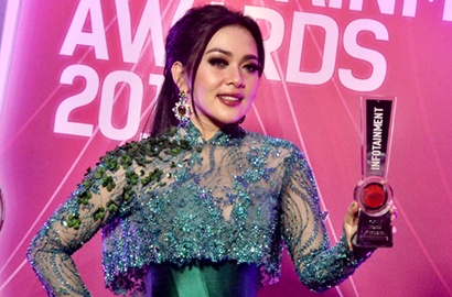 Syahrini Bakal Populerkan Gaya Baru 'Kusut' di 2016