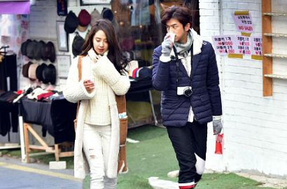 Bolin Chen dan Song Ji Hyo Kencan Pertama di 'We Got Married'