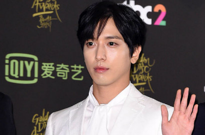 Setelah Sunny SNSD, Kini Yong Hwa CN Blue Jadi MC Spesial 'Weekly Idol'