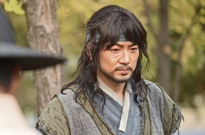 Totalitas, Akting Kesakitan Song Il Gook di 'Jang Young Sil' Dikira Beneran