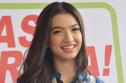 Raline Shah Foto Pakai Gaun Belahan Dada Rendah, Netter: Aurat Kok Diumbar
