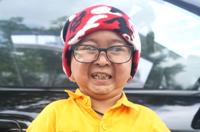 Cantik Berhijab, Inilah Sosok Kekasih Baru Daus Mini