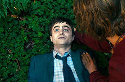 Adegan Daniel Radcliffe di 'Swiss Army Man' Bikin Penonton Hengkang, Kenapa?