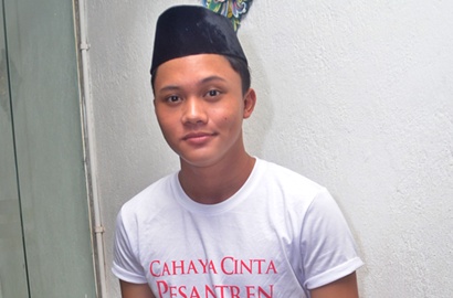 Bintangi Film 'Cahaya Cinta Pesantren', Ini yang Dilakukan Rizky Febian