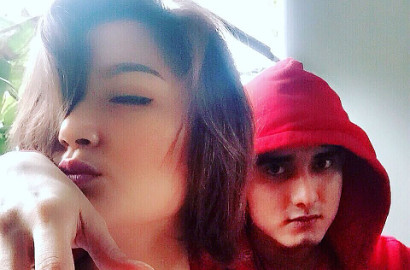Move On dari James Thomas, Siti Badriah Dikabarkan Gandeng Pria Arab