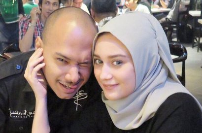 Sudah Tunangan, Husein Alatas Siap Nikahi Cucu Elvi Sukaesih di Akhir 2016