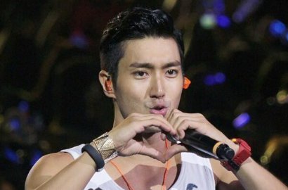 Member SuJu Paling Terkenal, Siwon Malah Diklaim 'Tak Laku' di Bandara