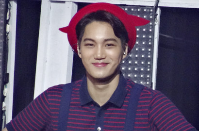 Jadi Pelayan Cafe, Begini Gaya Kai EXO di Web Drama 'Choco Bank'