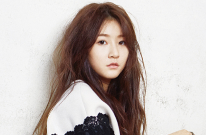 Tampil Dewasa Misterius di Majalah, Kim Sae Ron Ngaku Idolakan Lee Young Ae