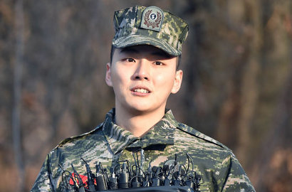 Selesaikan Wamil, Yoon Shi Yoon Ngaku Nggak Menyesal Gabung Angkatan Laut