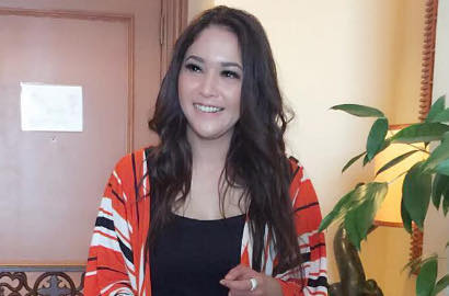 Dinner di Bali Bareng Al-El-Dul, Kejutan Kembang Api untuk Maia dari Siapa?