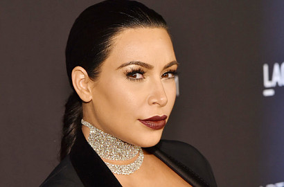 Usai Melahirkan, Kim Kardashian Akui Benci Ukuran Payudaranya