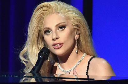 Grammy Awards 2016 Tunjuk Lady GaGa Tampil Spesial untuk Kenang David Bowie