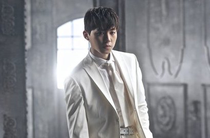 Tutupi Kamera Saat G-Friend Menang, Member Teen Top Ini Dikritik Tak Sportif