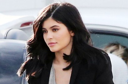 Kylie Jenner Blak-Blakan Ingin Punya Anak Sebelum Berusia 30 Tahun
