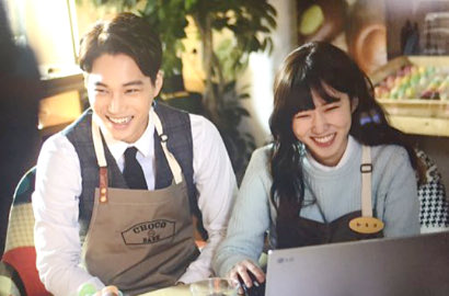 Siap-Siap Baper, 'Choco Bank' Bocorkan Adegan Ciuman Kai EXO dan Park Eun Bin