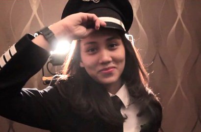 Super Cantik, Pilot Athira Farina Putri Jadi Idola Baru di Medsos