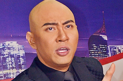 Bantah Miliki Sekolah Sulap, Deddy Corbuzier Peringatkan Fans