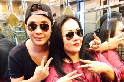 Selisih Ultah Dua Hari, Mak Vera Terima Hadiah Berlian dari Keluarga Olga