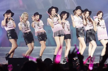 Ucapkan Selamat Tahun Baru, Tiffany Unggah Foto Seksi SNSD Saat Imlek