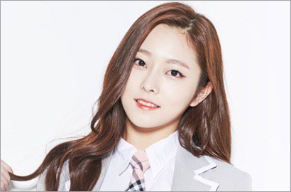 Waduh, Kancing Baju Trainee Pledis Ini Tak Sengaja Lepas Saat Tampil di 'Produce 101'