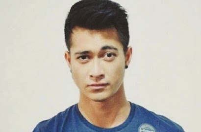 Unggah Foto Mesra Bareng Pacar Baru, Eza Gionino Didoakan Segera Nikah