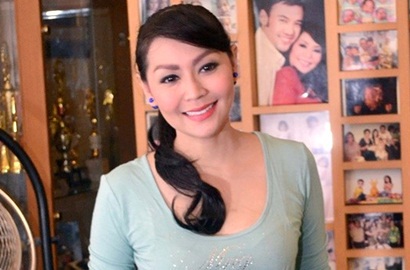 Akui Lelah Urus Buah Hati, Tessa Kaunang Siap Menikah Lagi?