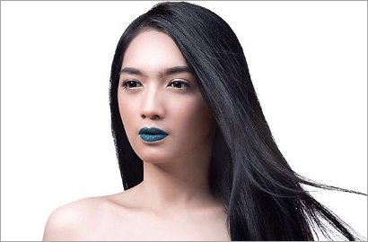 Sibuk Syuting, Angel Karamoy Lupa Soal Kisruh Rumah Tangga?