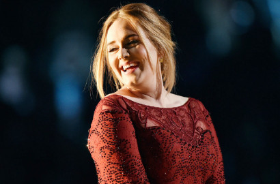 Suara Sempat Sumbang, Adele Jelaskan Ada Kesalahan Teknis di Grammy 2016