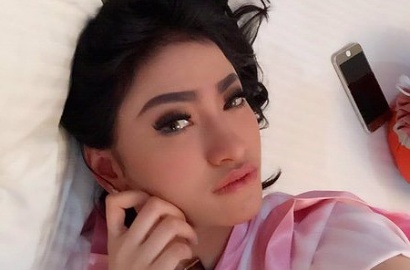 Amel Alvi Curhat Pernah Disukai Lesbian