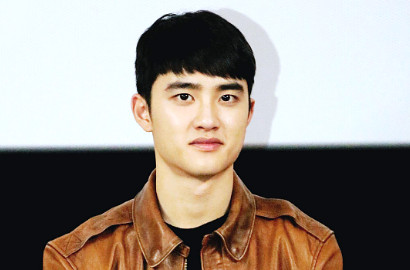 Intip Proses D.O. EXO Rekam 'Tell Me (What Is Love)' di MV Terbaru