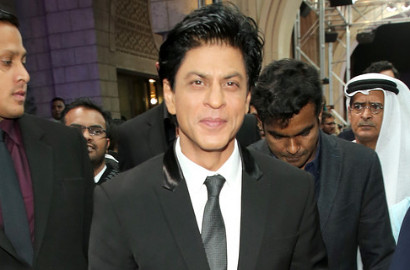 Kunjungi Almamater Kampus, Shahrukh Khan Diprotes Keras Sejumlah Mahasiswa