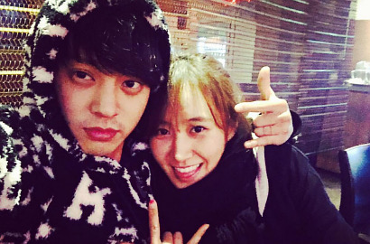 Jago Meracik Alkohol, Yuri SNSD Ngerjain Jung Joon Young?