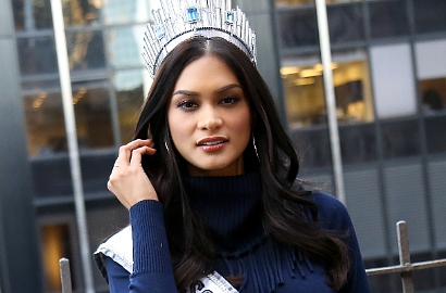 Absen di Final Puteri Indonesia 2016, Miss Universe 2015 Minta Maaf