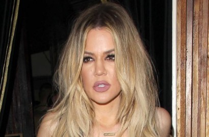 Terjebak di Bawah Ranjang, Khloe Kardashian Tahu Saat Kris-Bruce Berhubungan Seks
