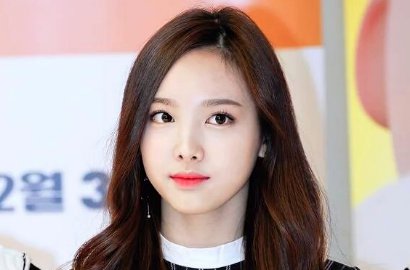 Merasa Bersalah, Nayeon Twice Minta Maaf Streaming Lagu Tae Yeon Secara Ilegal